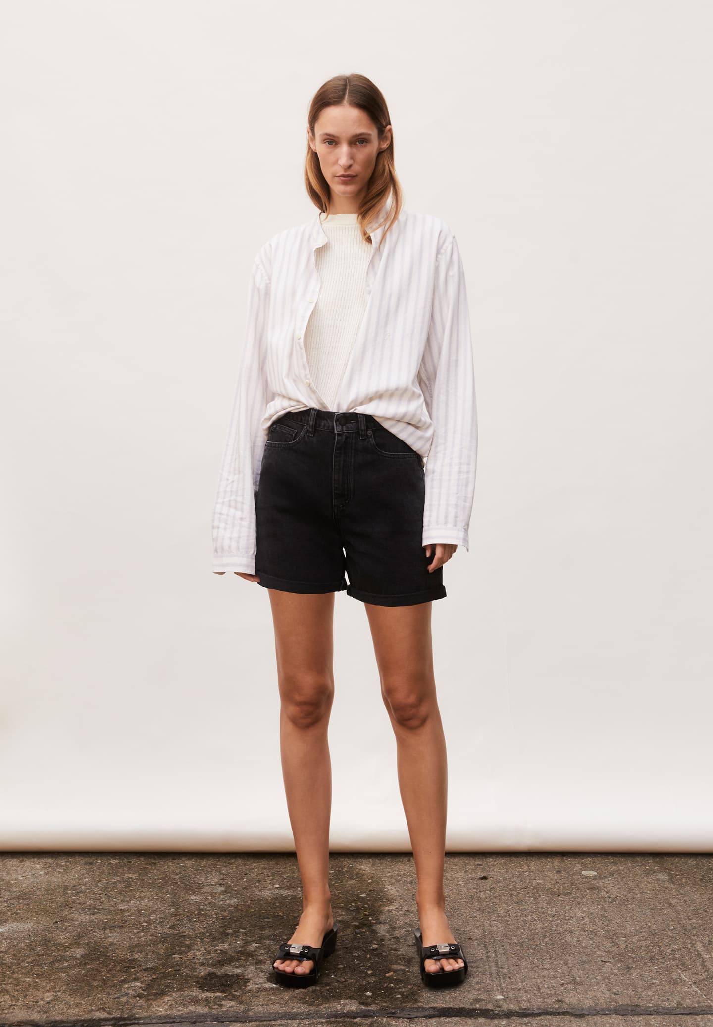 Shorts SHEAARI - diverse Waschungen