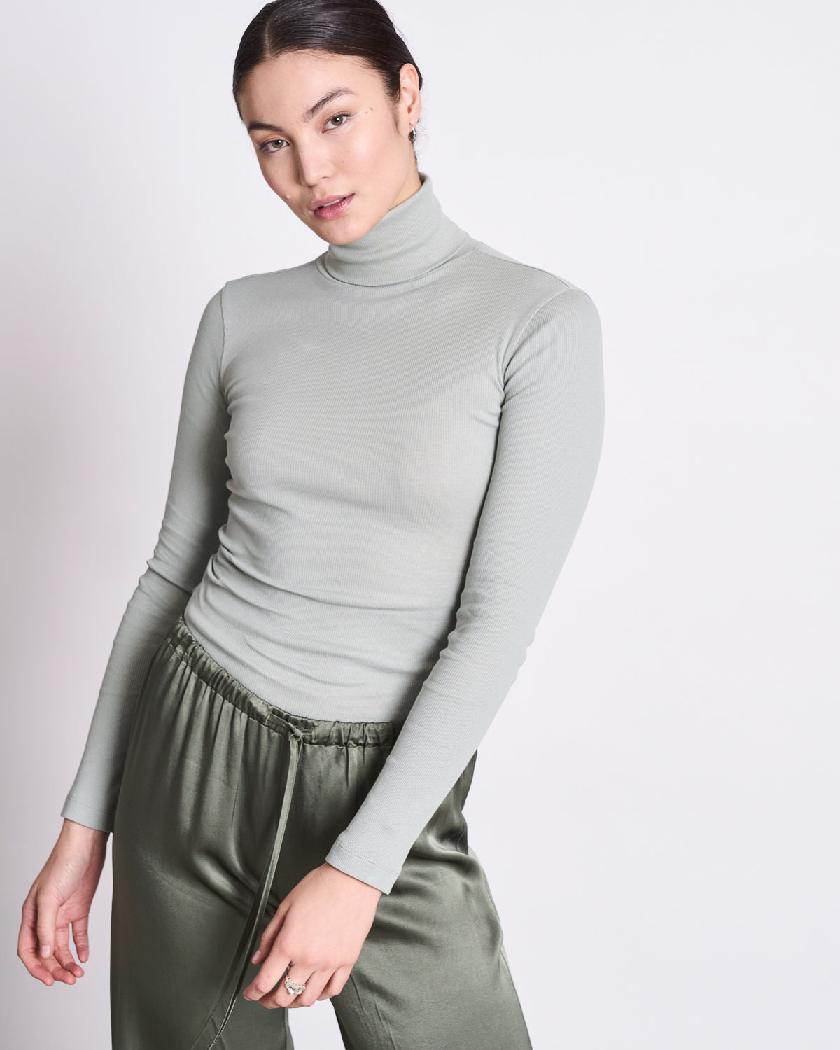 LOOSE SILKY PANTS FRIS - sea spray