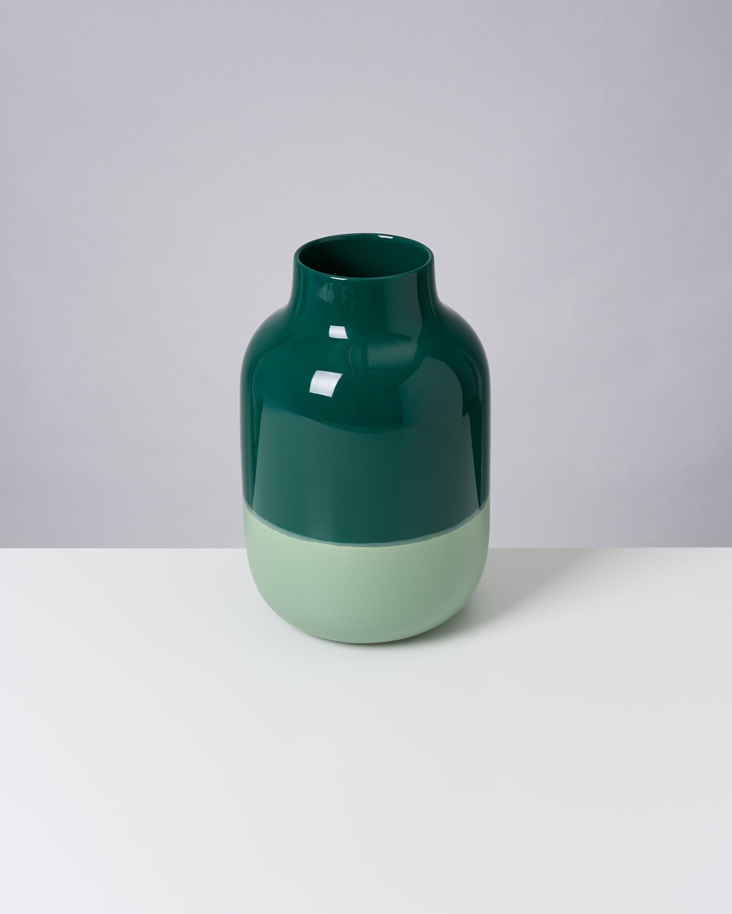 Vase Nuno L dunkelgrün salbei