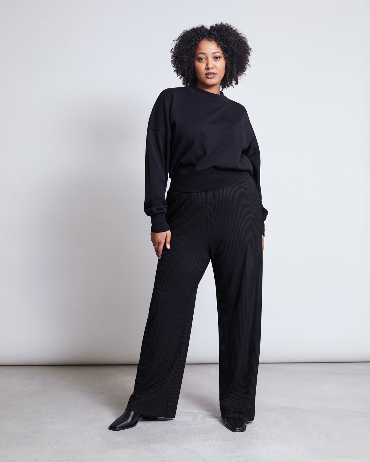 JUMPER YIN (GOTS) - black