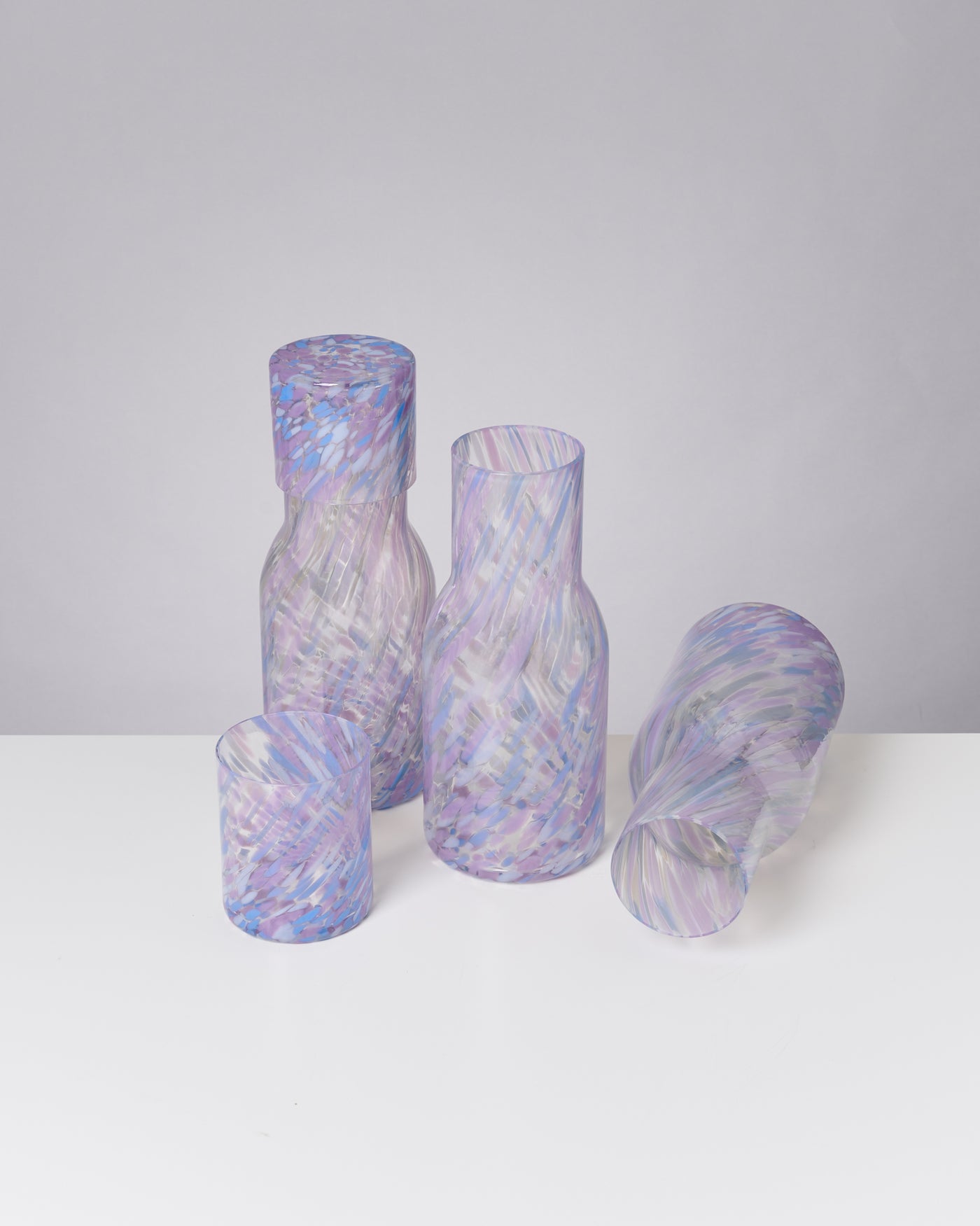 JOIA Glaskaraffe - verschiedene Farbstellungen