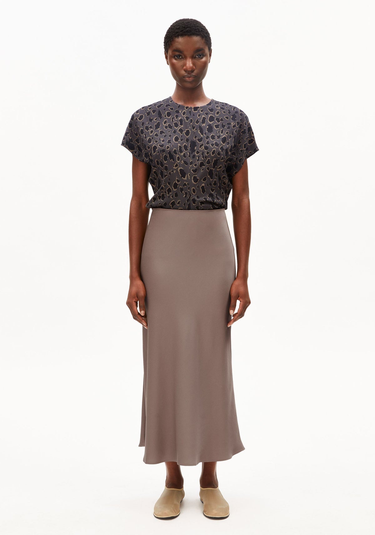 Satinrock LENOVAA NAIA™ RENEW-MIX - walnut cream