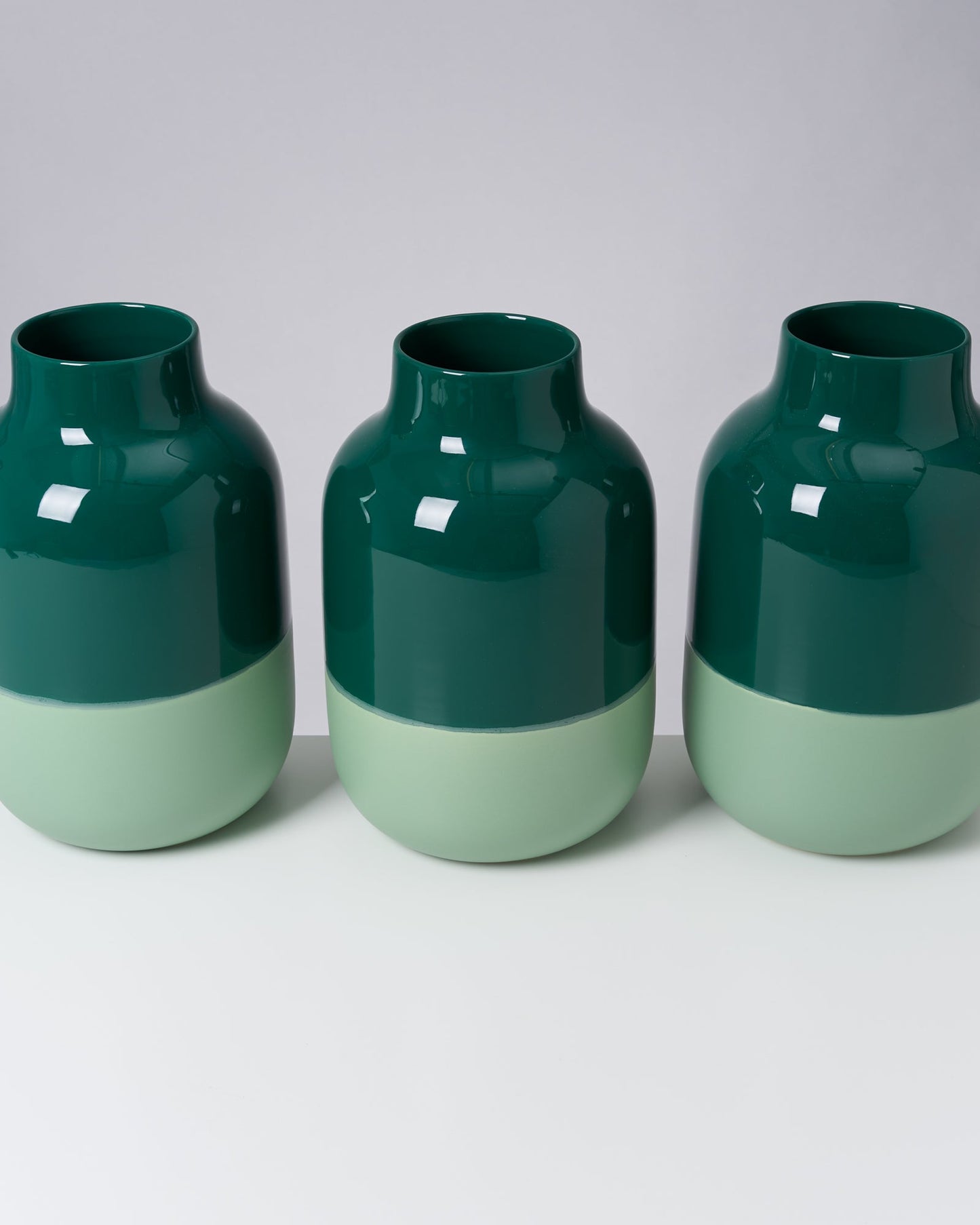 Vase Nuno L dunkelgrün salbei