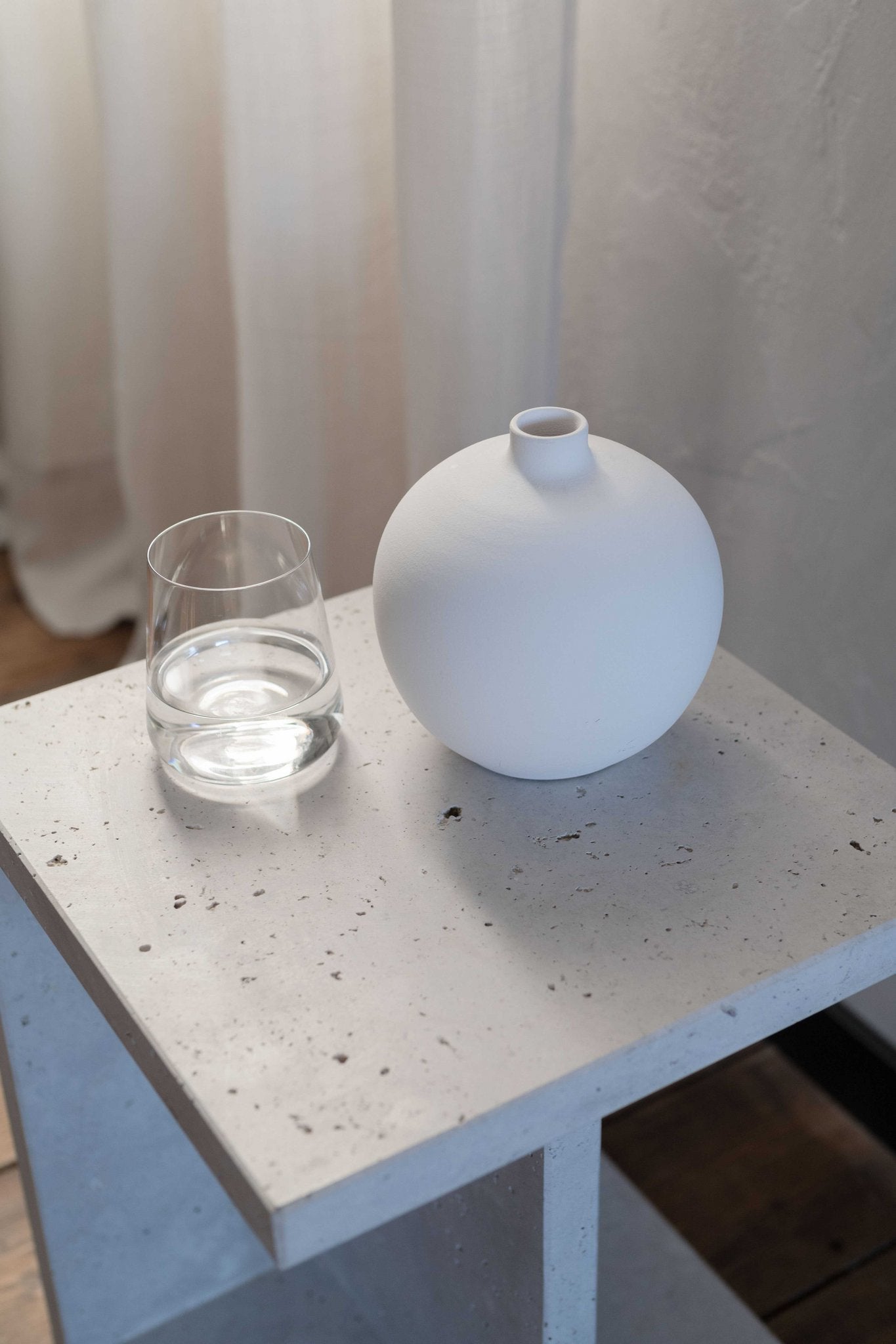 Blanc collection 03 vase