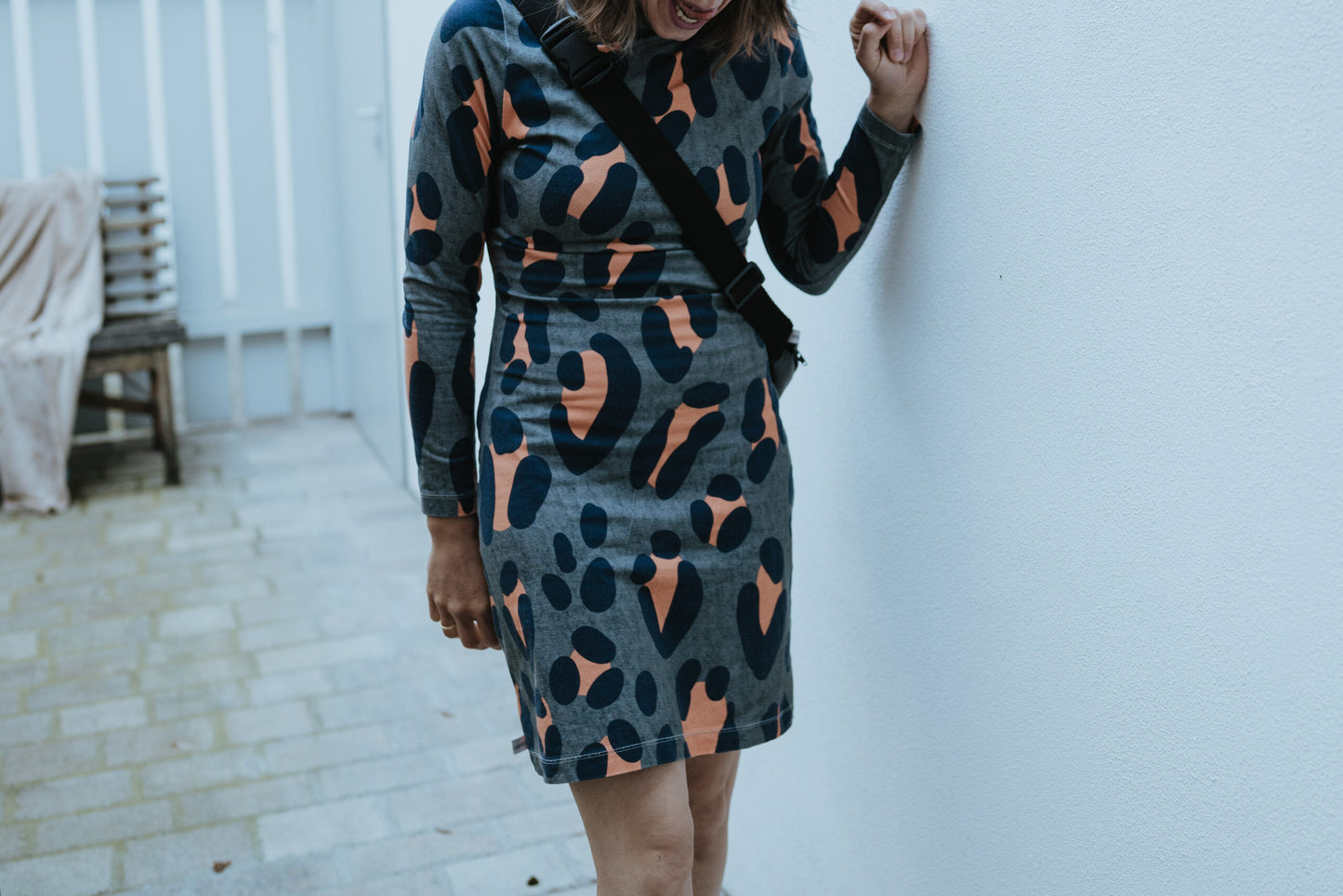 Stehkragenkleid Leoprint