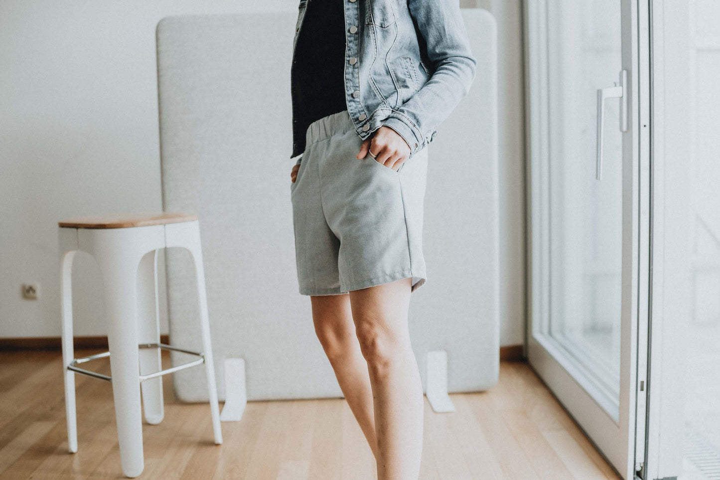 Leichte Hose für Frauen kurz mit Gummibund - aus Canvas Recycled