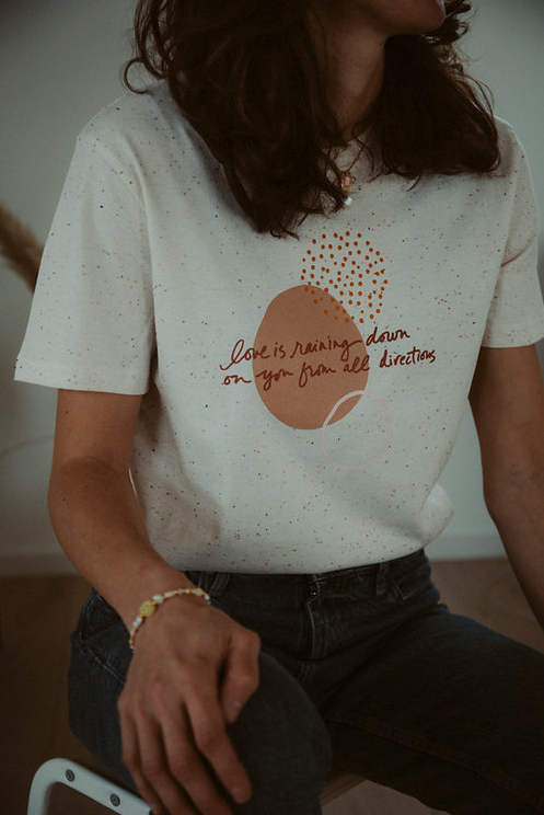 T-Shirt Raining Love