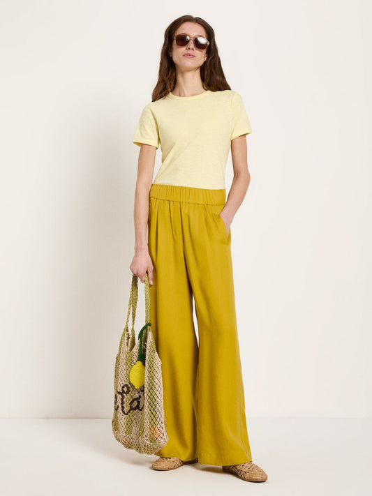 HOSE MIT WEITEM BEIN aus Tencel™ Lyocell - verschiedene Farben