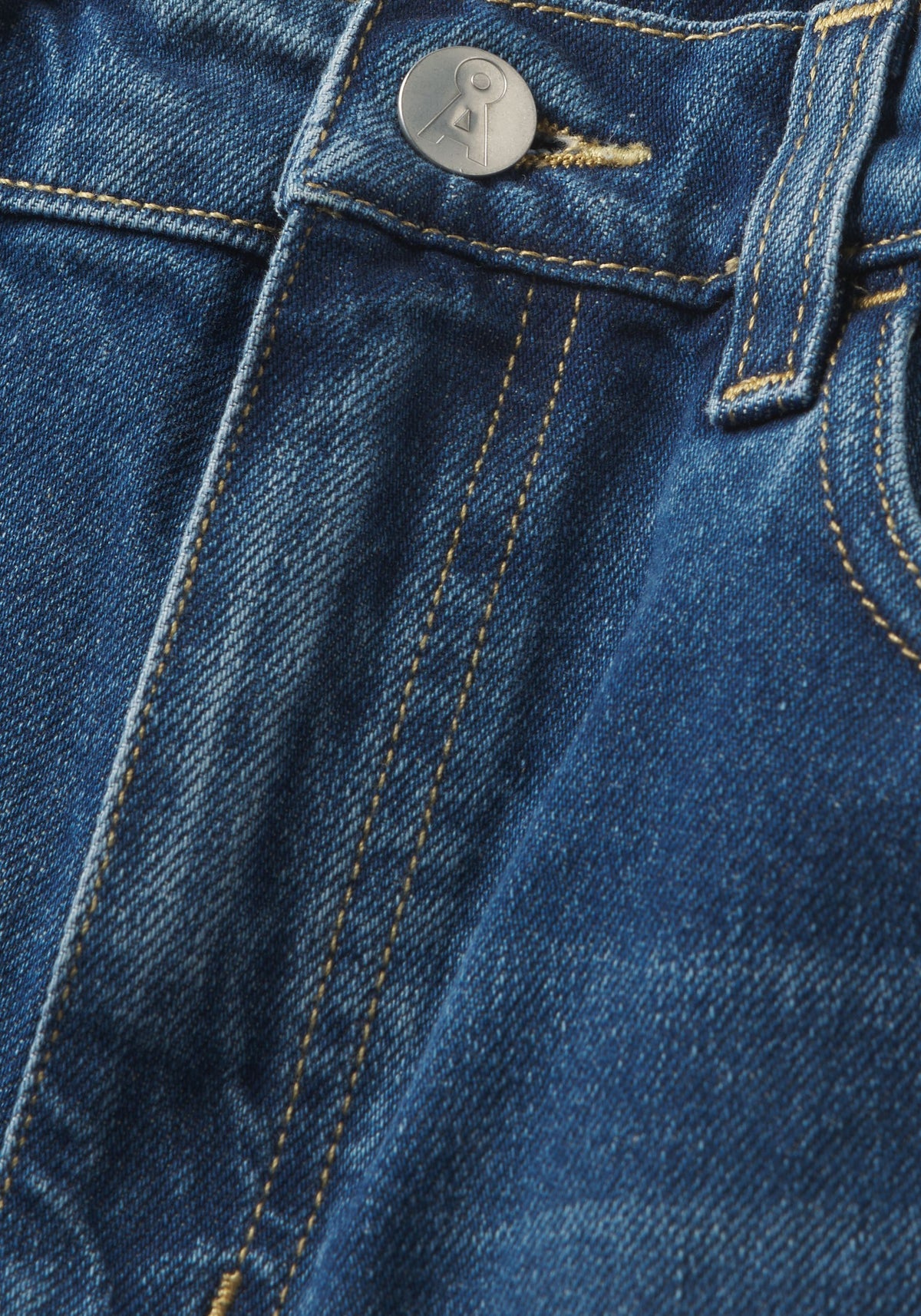 Shorts SHEAARI - diverse Waschungen