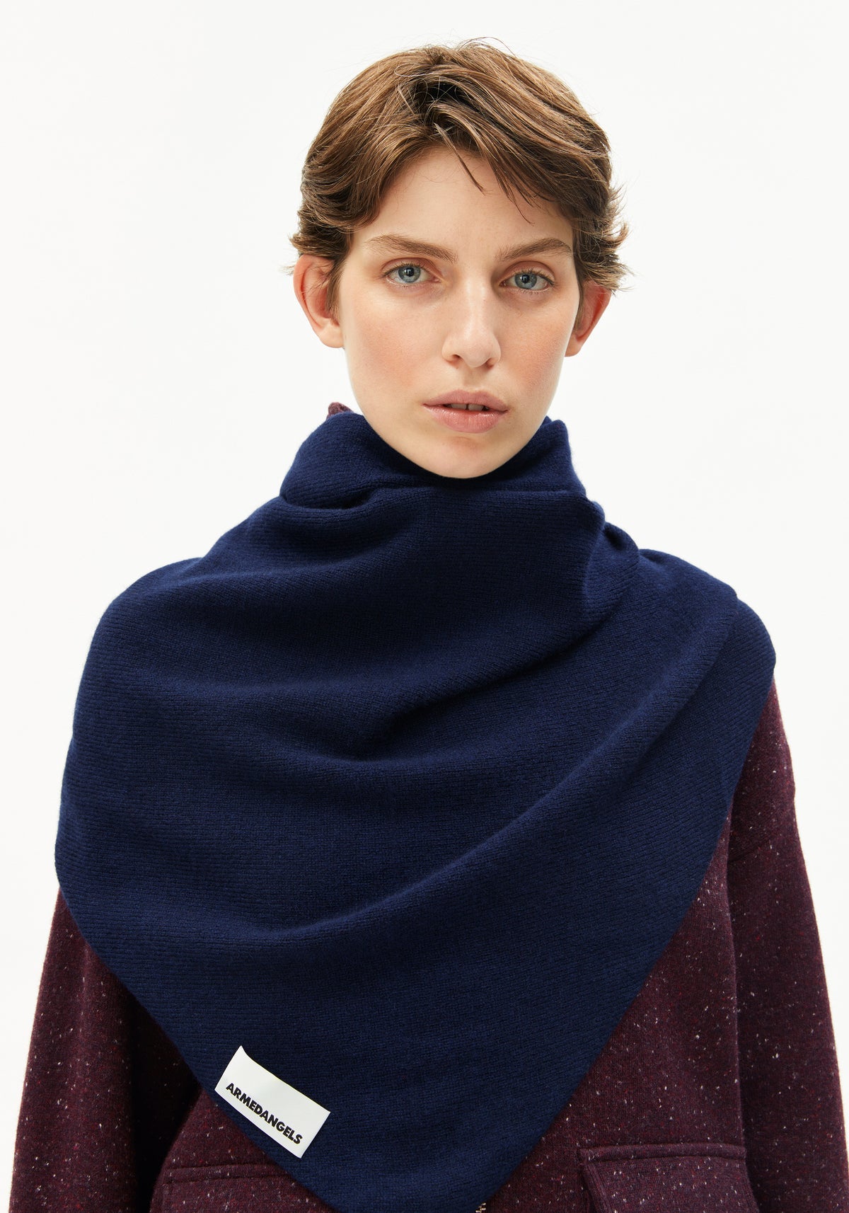 Schal/ Tuch BRYANAA TRIANGLE SCARF - verschiedene Farben