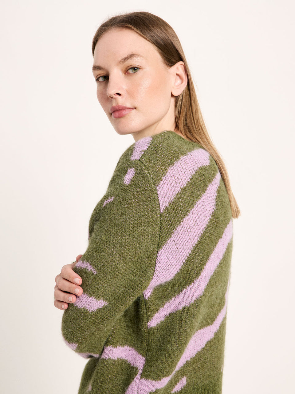 Pullover mit Jacquard aus Alpakawolle und Schurwolle - green/ violet
