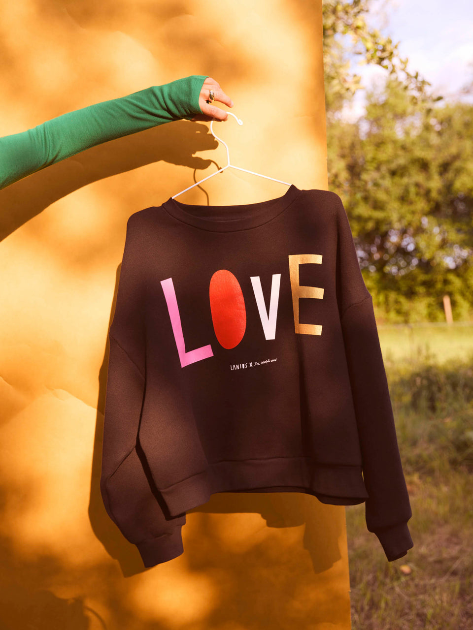 Statementsweatshirt (GOTS) - LOVE, versch. Farben - {LANIUSxTCC} (Kopie)