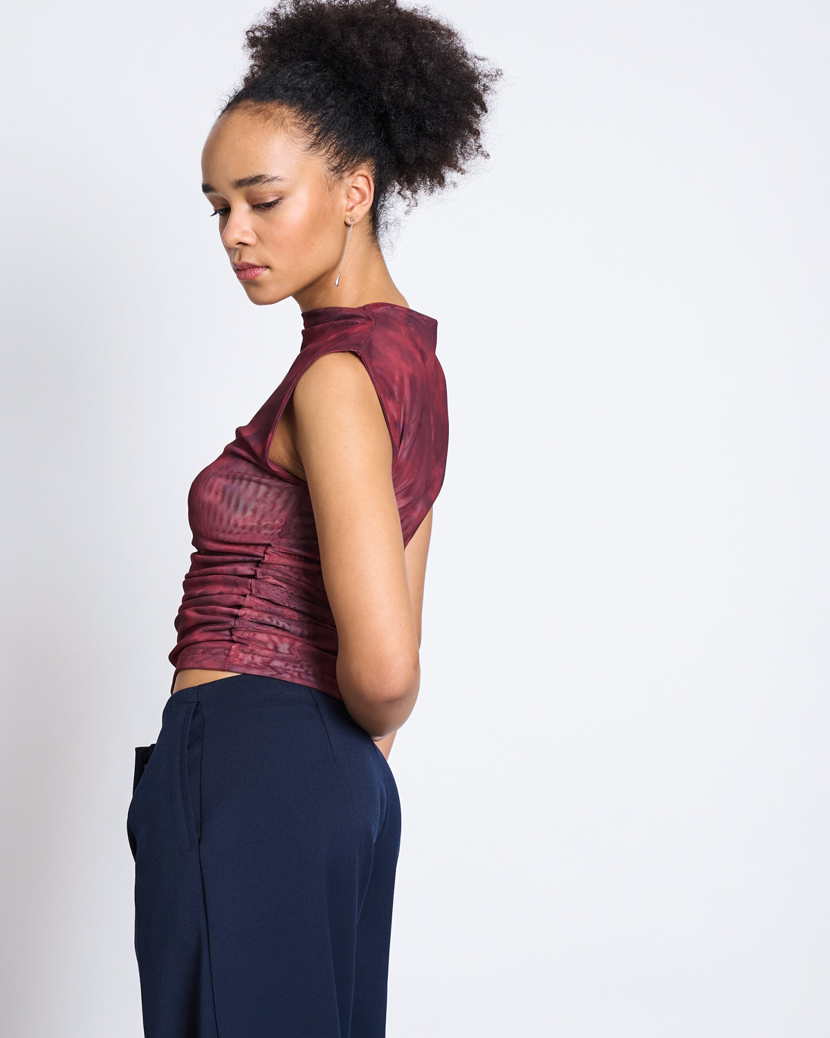 RUFFLE MESH TOP LAGUNA - verschiedene Farben