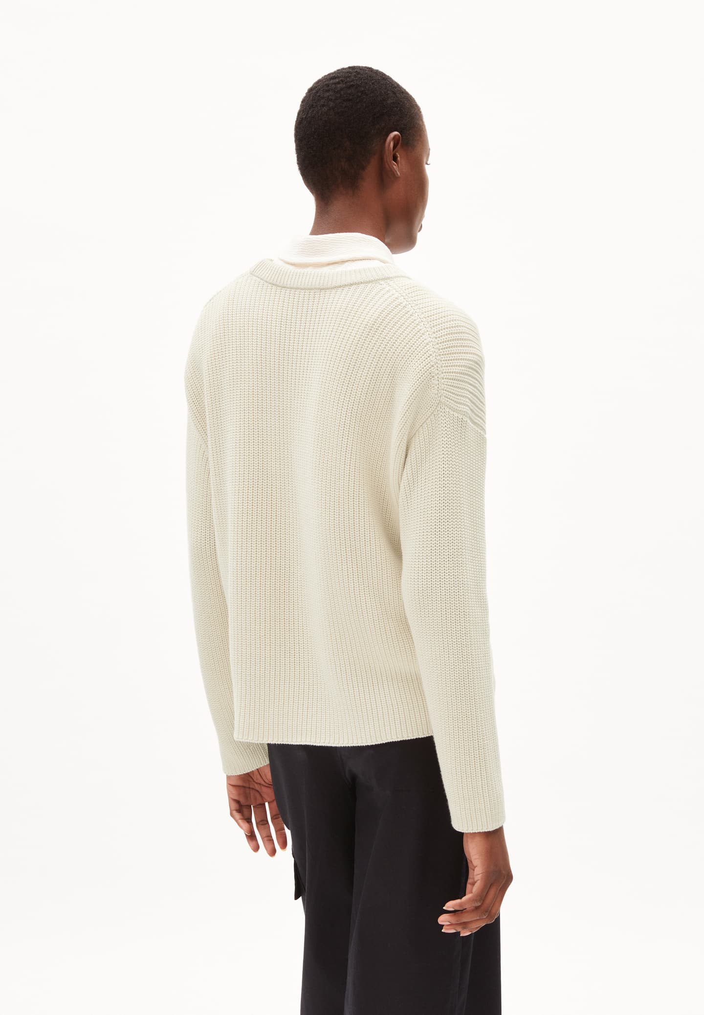 Pullover NURIAAS - diverse Farben