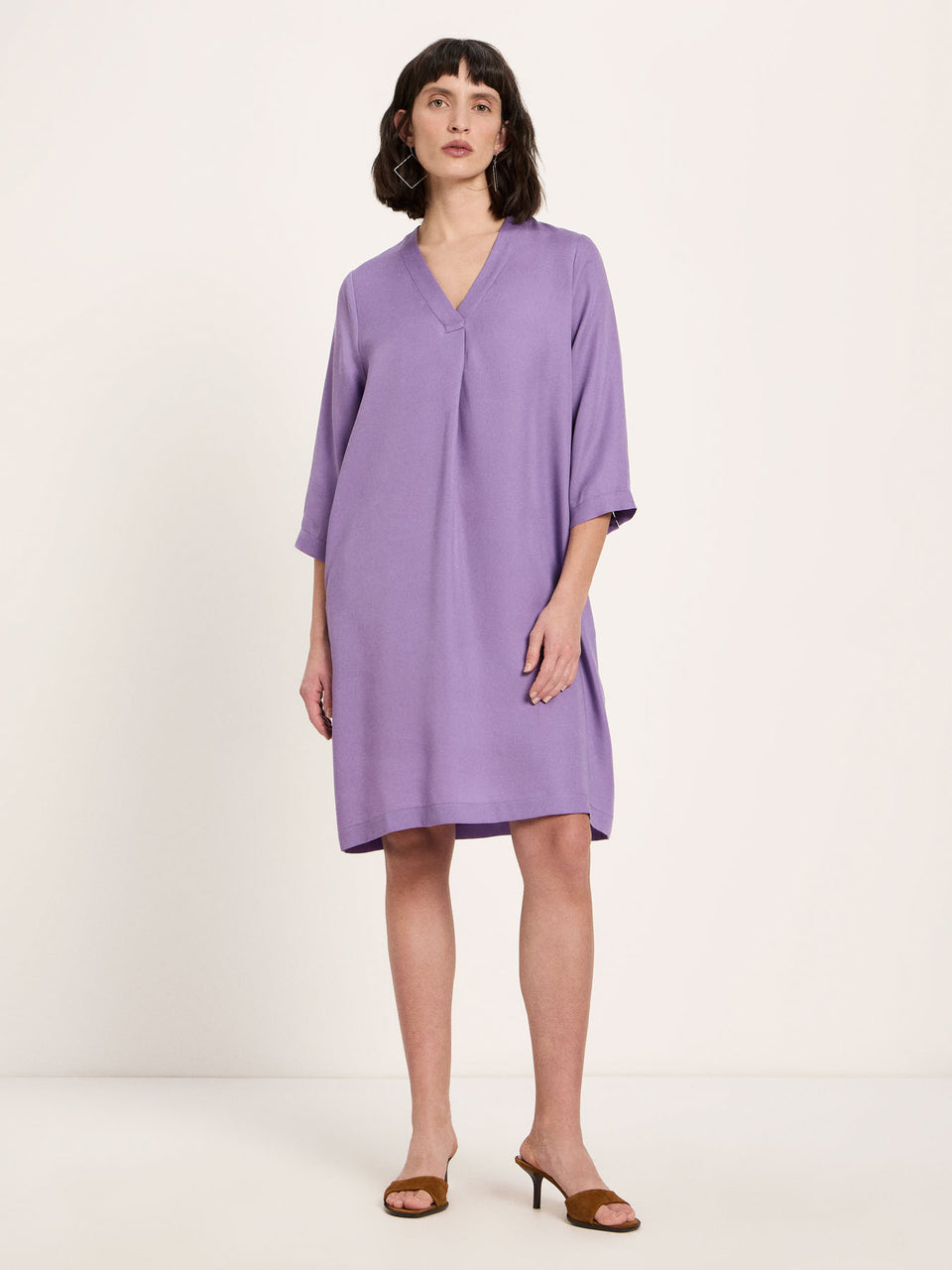 KLEID mit V_AUSSCHNITT aus Tencel™ Lyocell - purple haze