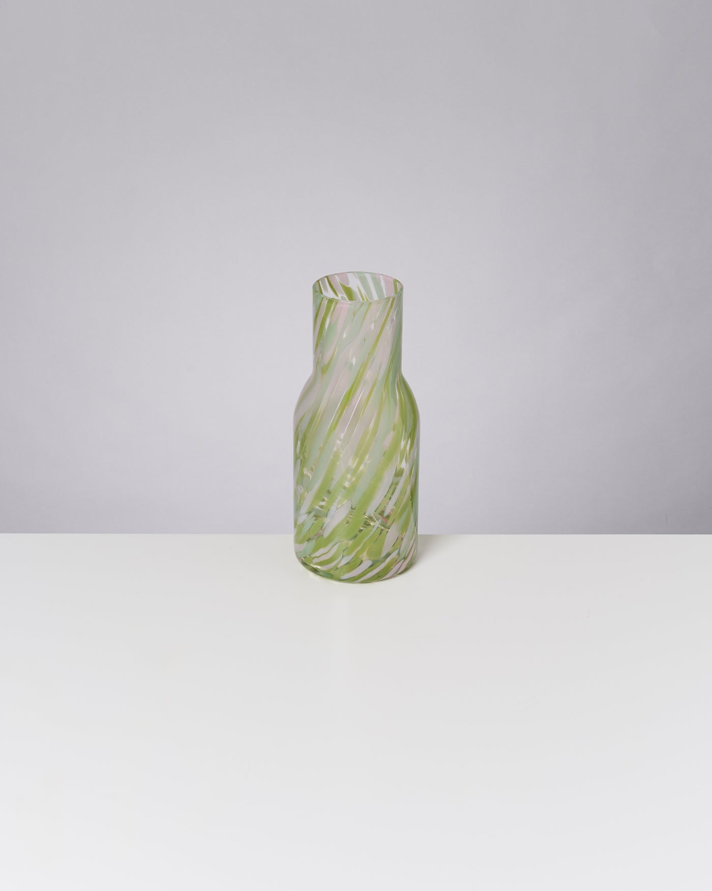 JOIA Glaskaraffe - verschiedene Farbstellungen