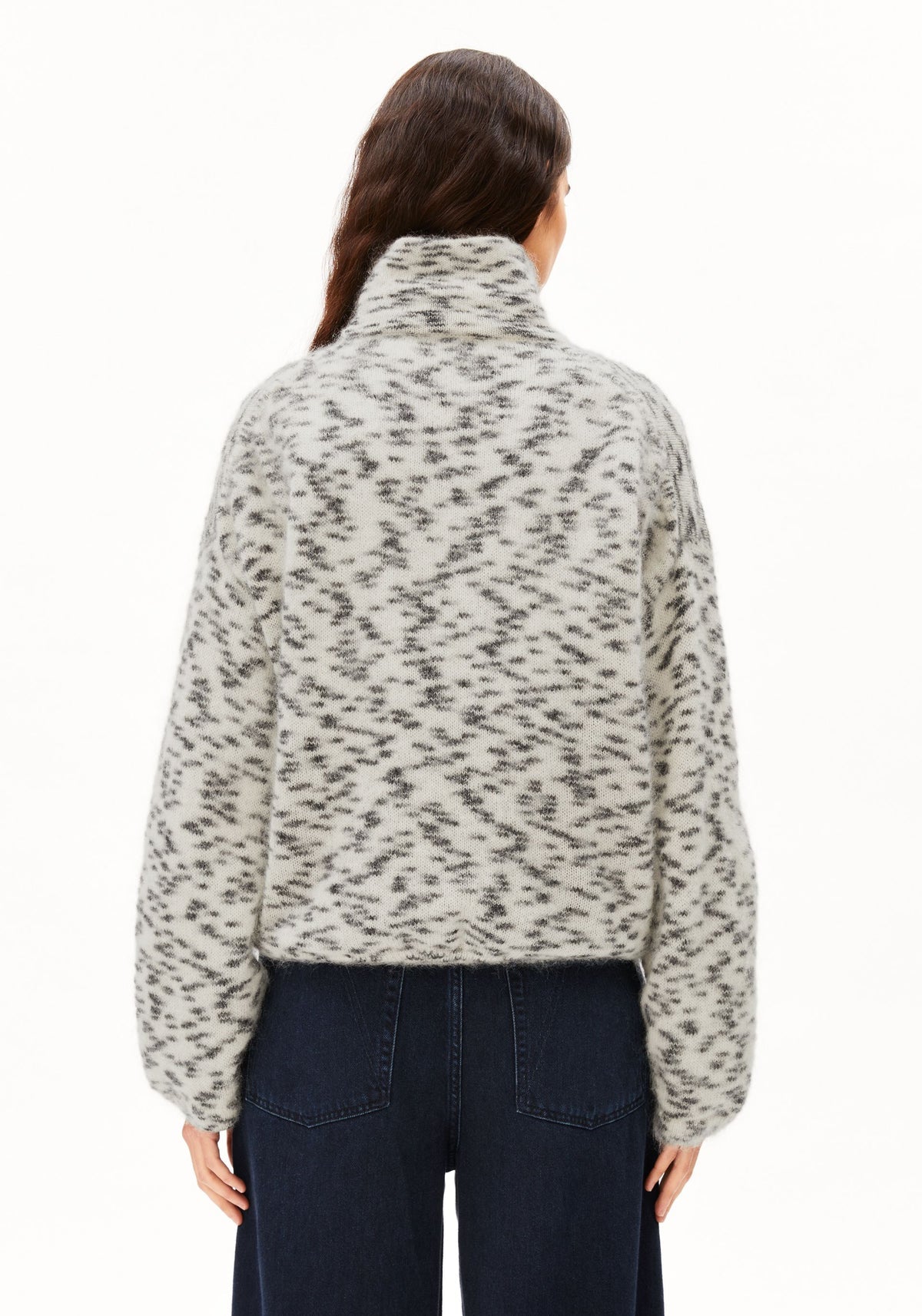 Pullover GEPUNKTETER  MOHAIR-MIX STRICKPULLOVER - Oatmilk-Black