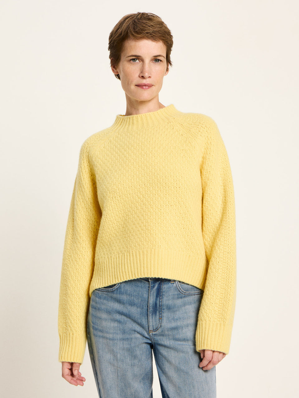 STRUKTURPULLOVER - aus Merinowolle und Kaschmir - yellow