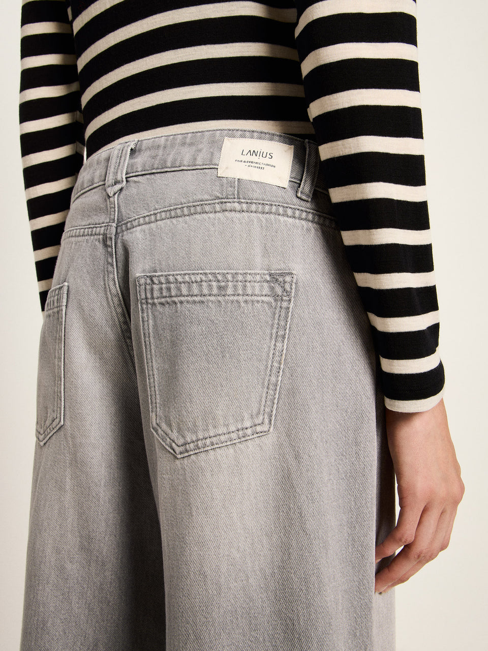 MARLENEJEANS (GOTS) mit Bundfalte - diverse Farben