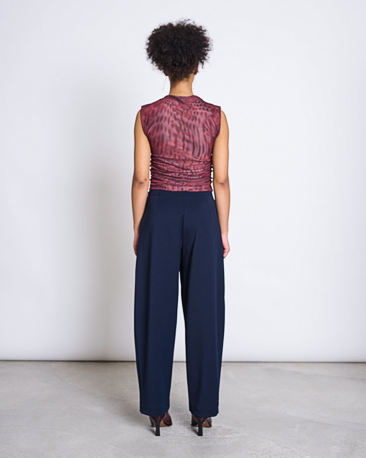 RUFFLE MESH TOP LAGUNA - verschiedene Farben