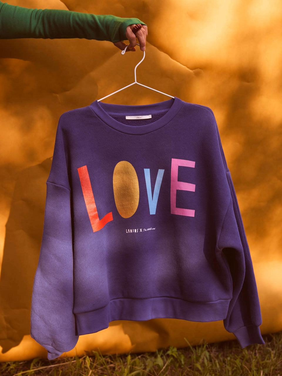 Statementsweatshirt (GOTS) - LOVE, versch. Farben - {LANIUSxTCC} (Kopie)